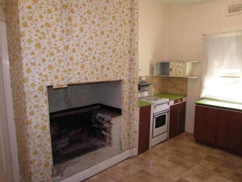 83 King Street, Gloucester NSW 2422