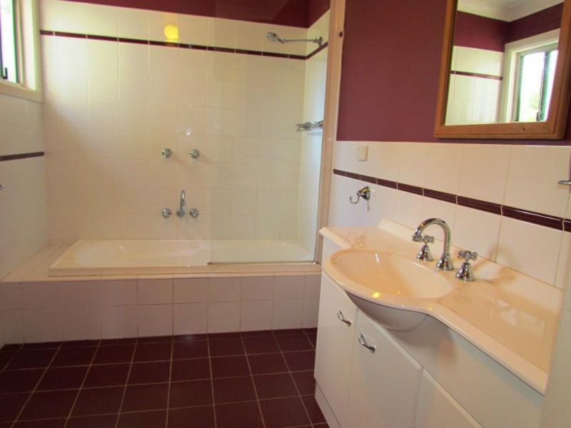 73 Hume St, Gloucester NSW 2422