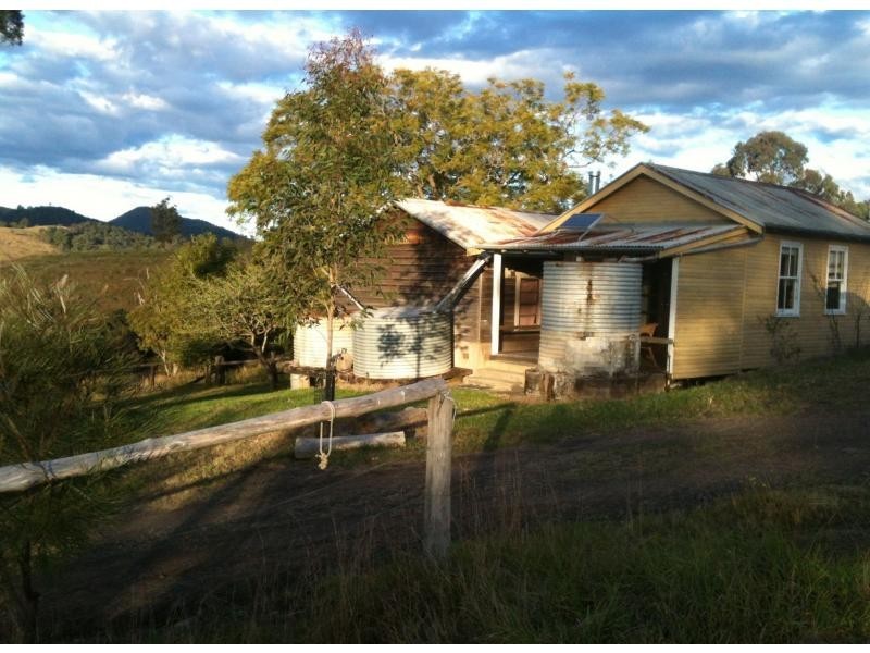 562 Callaghans Creek Road, Mundoee, Gloucester NSW 2422