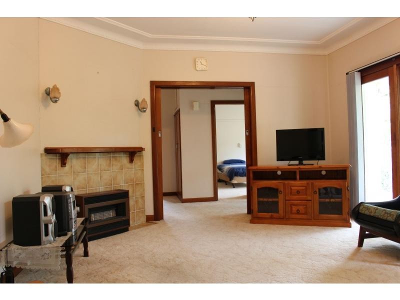 48 Queen Street, Gloucester NSW 2422