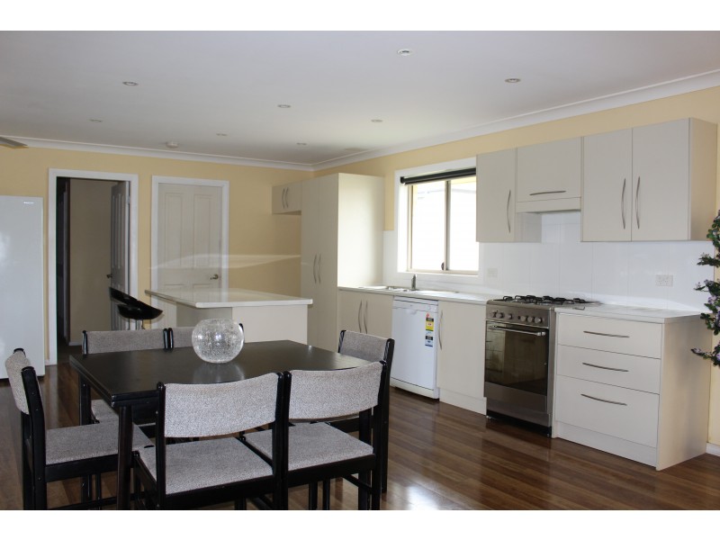 8 Shedden Close, Gloucester NSW 2422