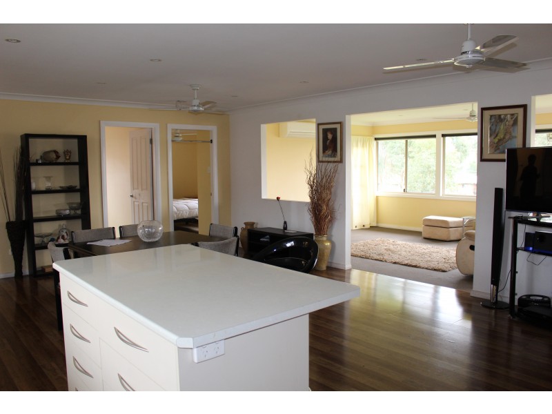 8 Shedden Close, Gloucester NSW 2422