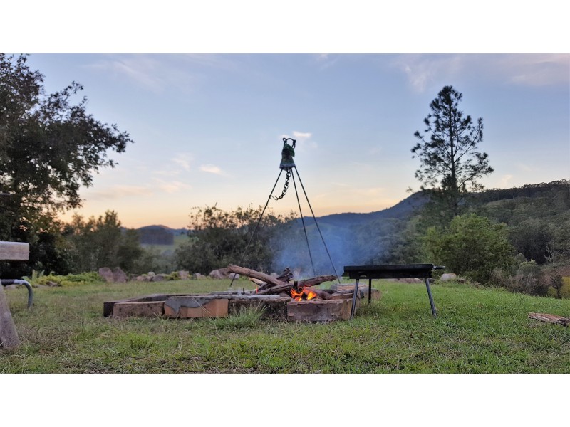 367 Moores Rd, Monkerai NSW 2415