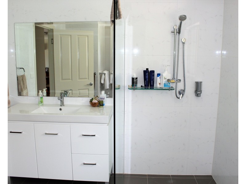 11 Collaroy Ave, Gloucester NSW 2422