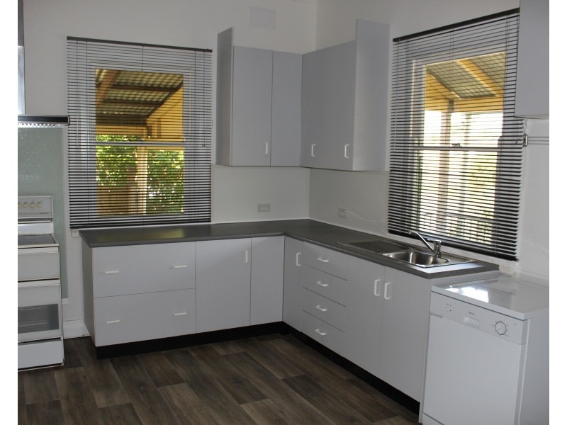 84 Denison St, Gloucester NSW 2422