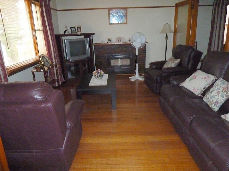 21 Thomas Street, Airport West VIC 3042