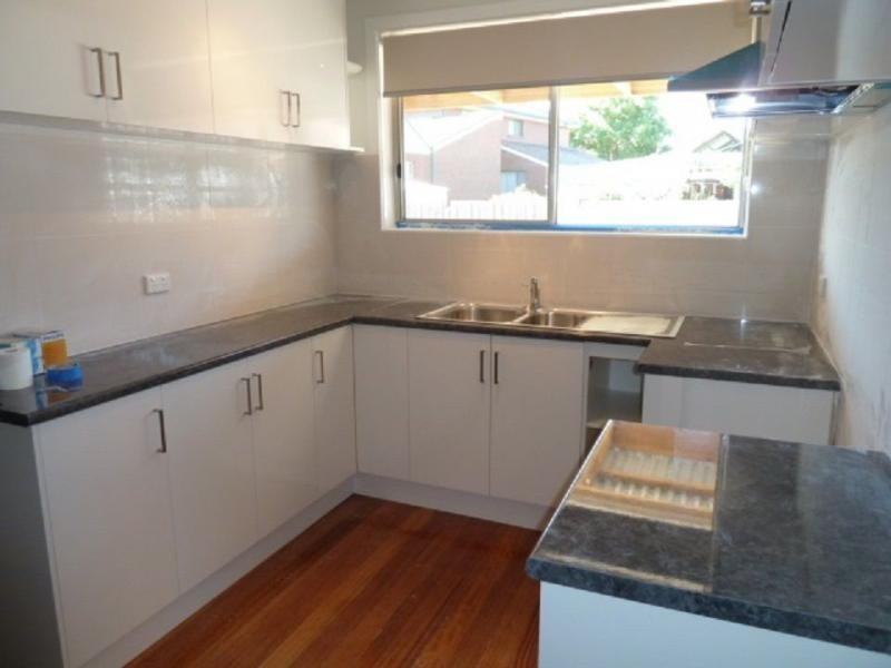 66 Riviera Road, Avondale Heights VIC 3034