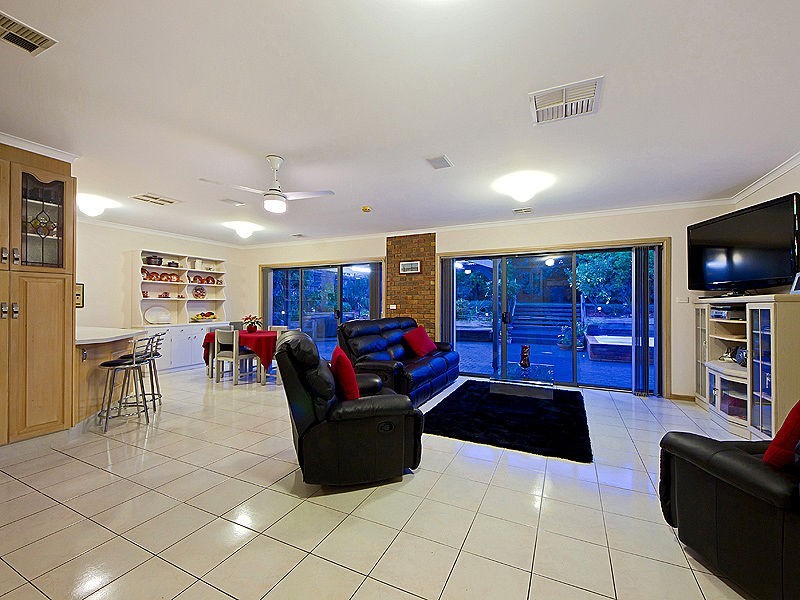 Avondale Heights VIC 3034