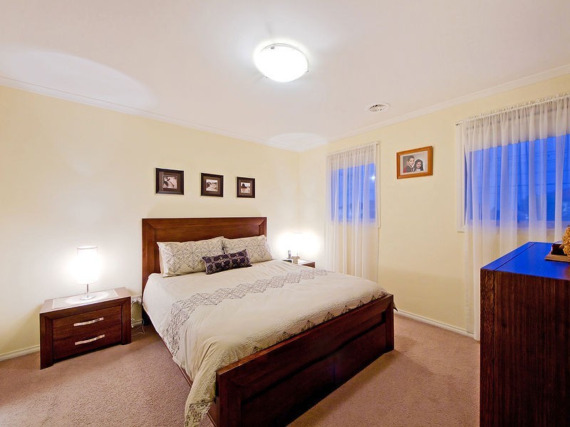 Avondale Heights VIC 3034