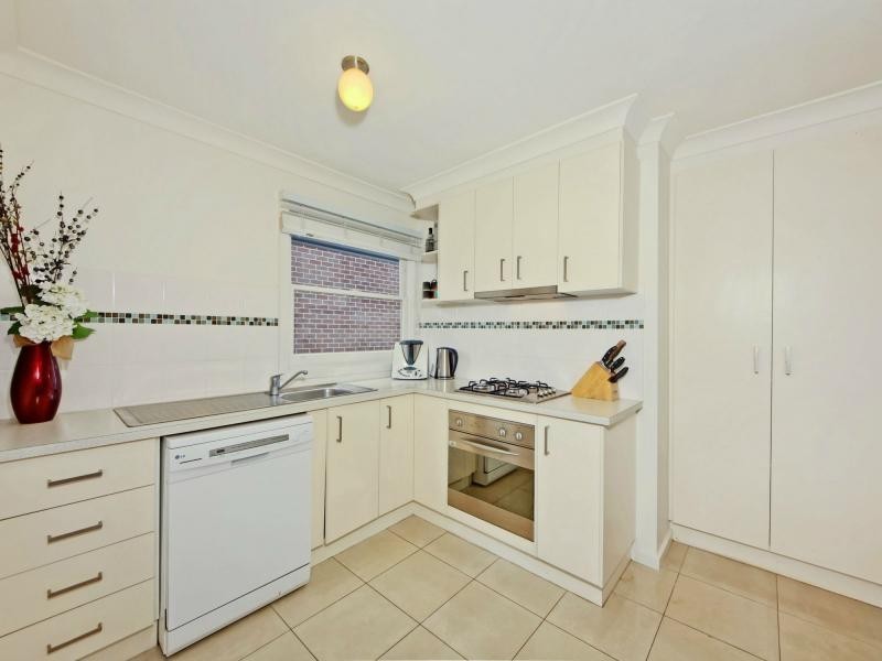 Avondale Heights VIC 3034