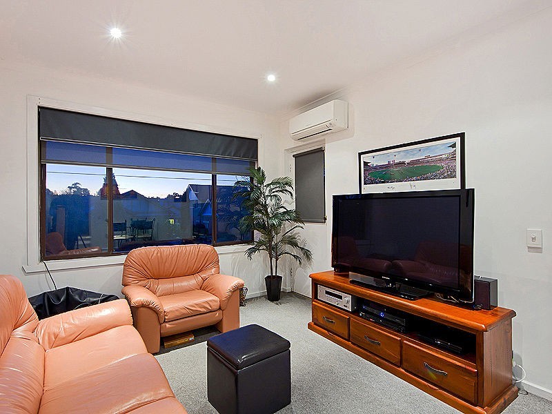 Essendon VIC 3040