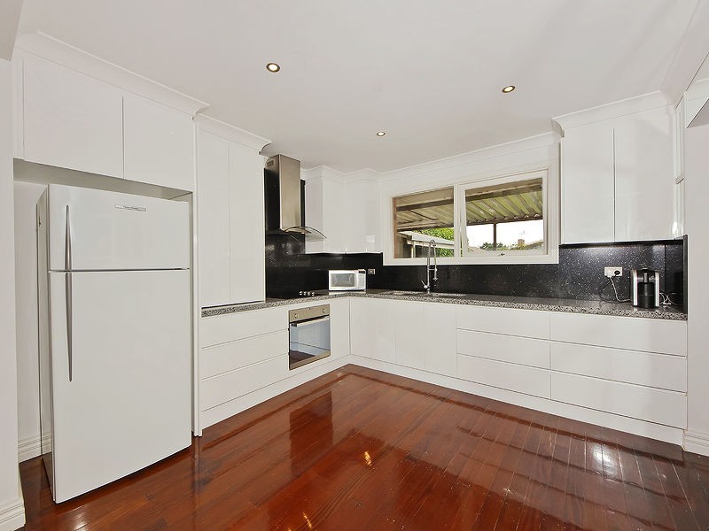 Avondale Heights VIC 3034