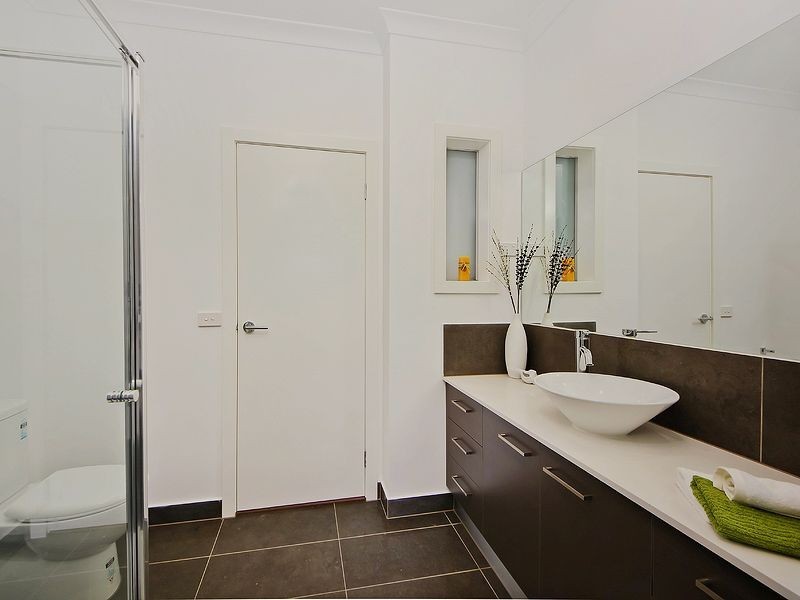 Avondale Heights VIC 3034