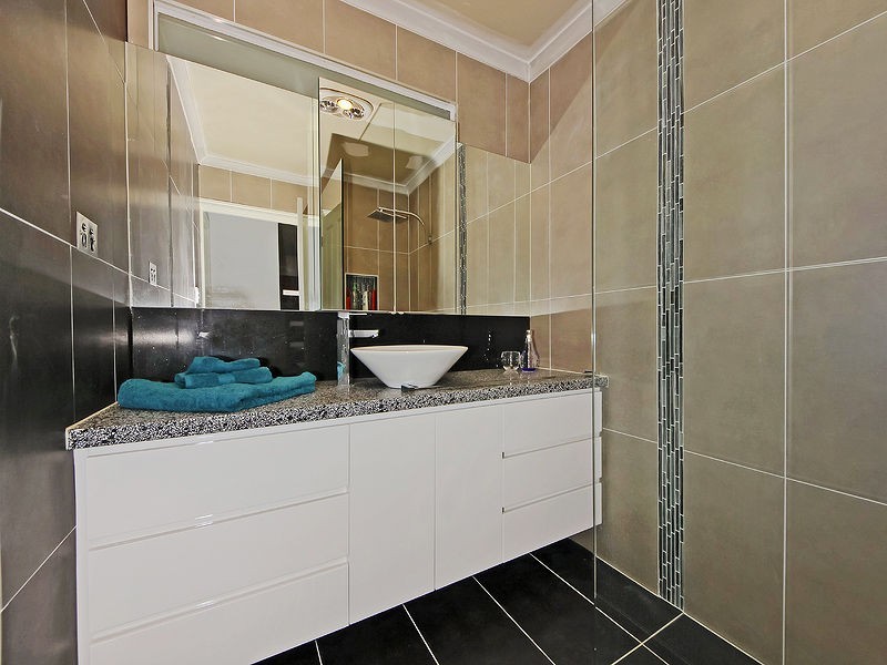 Avondale Heights VIC 3034