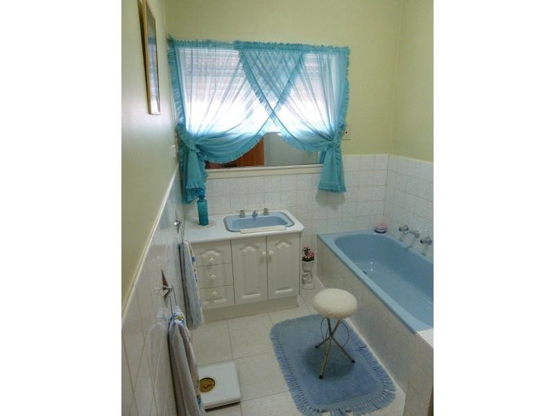 Avondale Heights VIC 3034