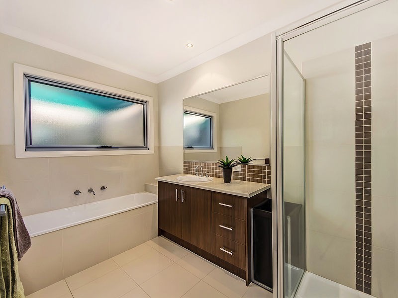 Avondale Heights VIC 3034