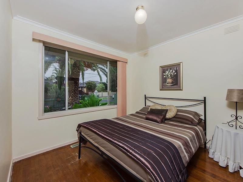 Avondale Heights VIC 3034