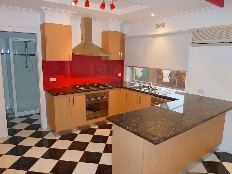 Avondale Heights VIC 3034