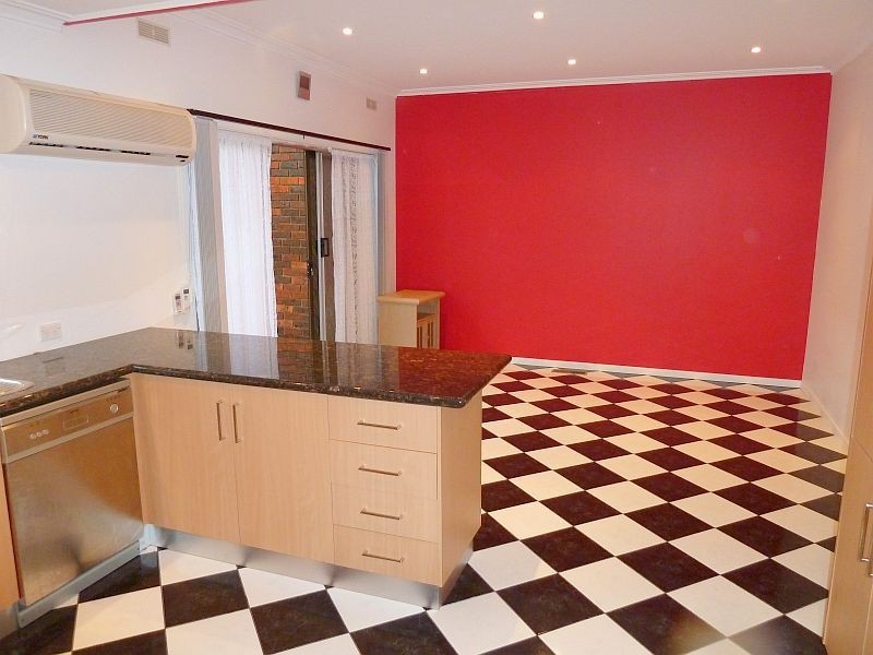 Avondale Heights VIC 3034