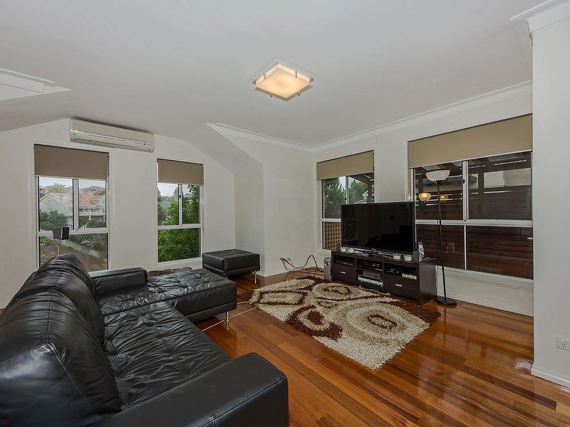 Avondale Heights VIC 3034