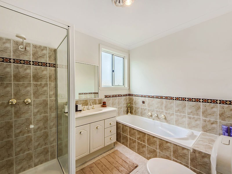 Avondale Heights VIC 3034