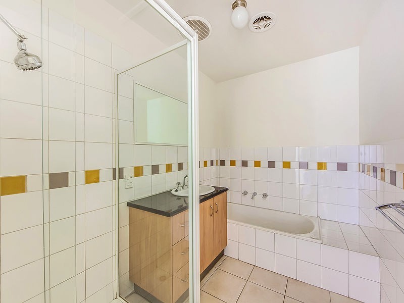 Avondale Heights VIC 3034