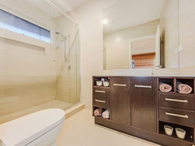 Avondale Heights VIC 3034