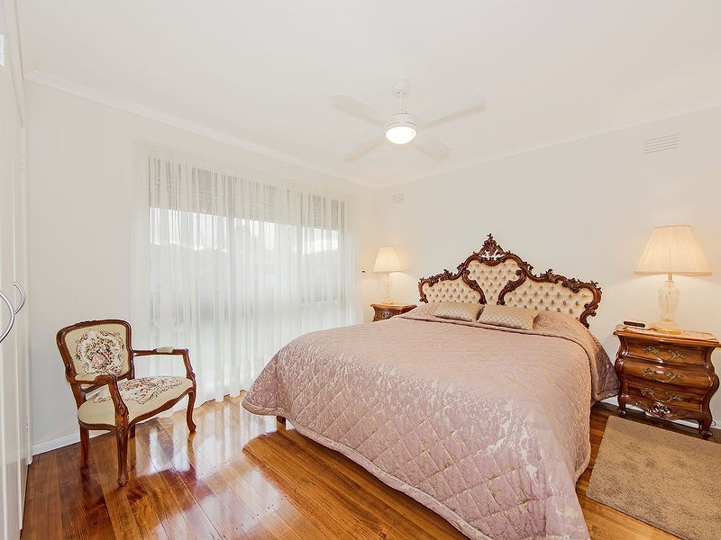 Avondale Heights VIC 3034