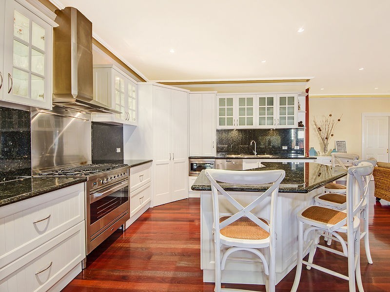 Taylors Lakes VIC 3038