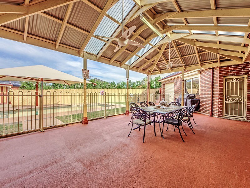 Taylors Lakes VIC 3038