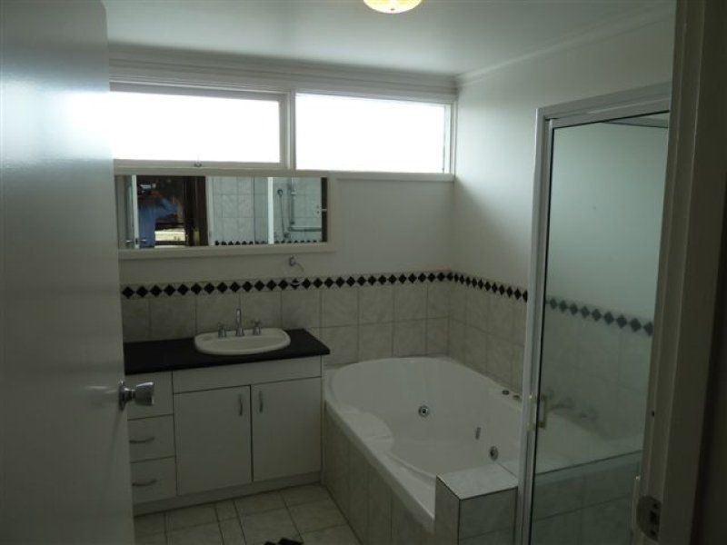 Keilor East VIC 3033
