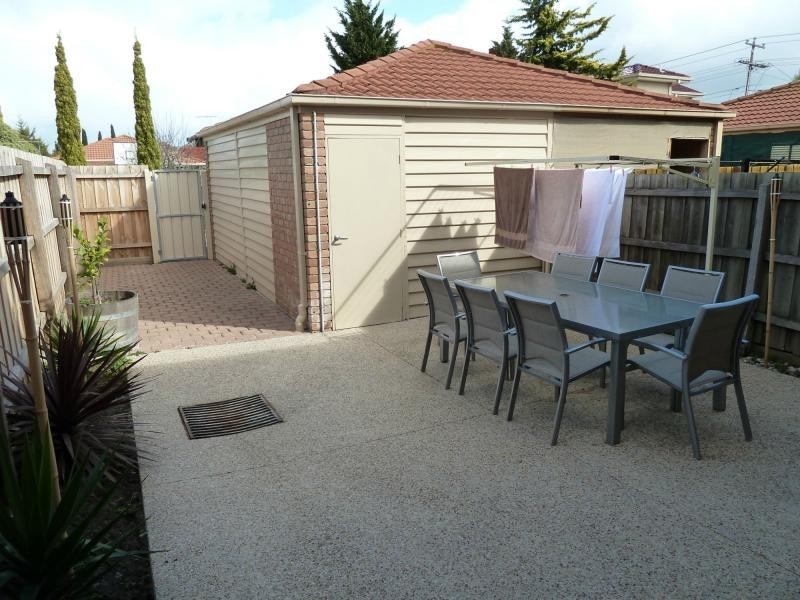 6/28 Bordeaux Street, Avondale Heights VIC 3034