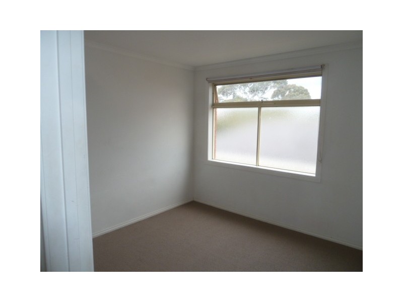 127 Military Road, Avondale Heights VIC 3034