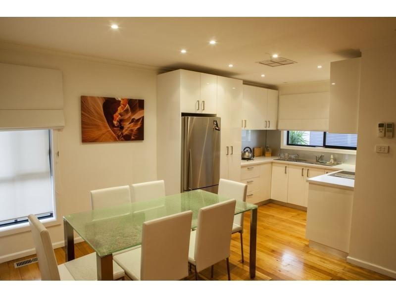 Avondale Heights VIC 3034