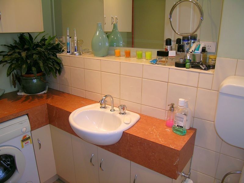 Avondale Heights VIC 3034