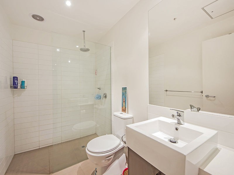 Essendon VIC 3040