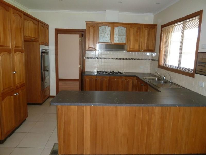 Avondale Heights VIC 3034