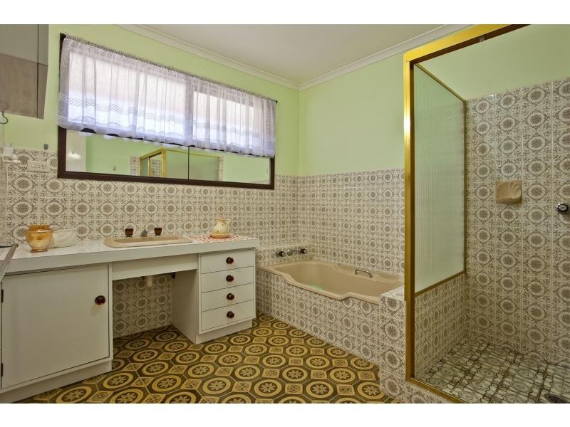 Avondale Heights VIC 3034