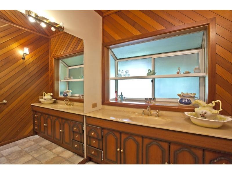 Avondale Heights VIC 3034