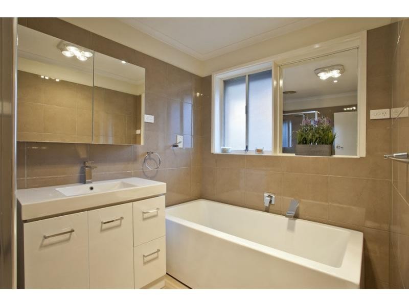 Avondale Heights VIC 3034