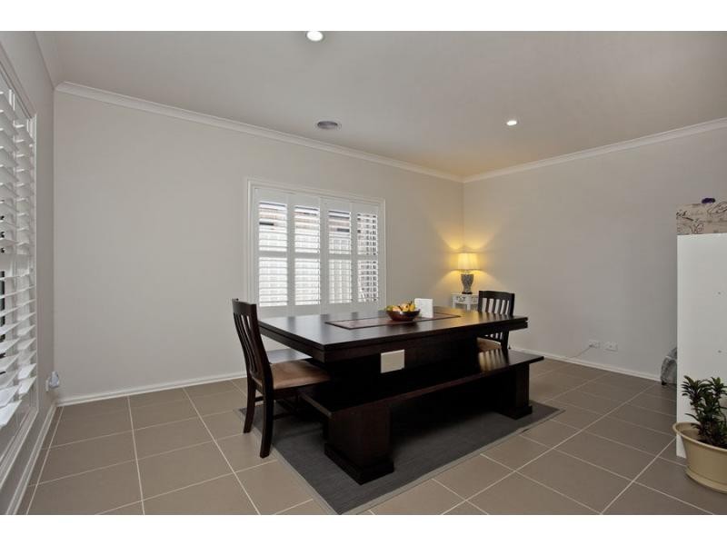 Caroline Springs VIC 3023