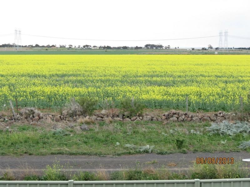 Caroline Springs VIC 3023