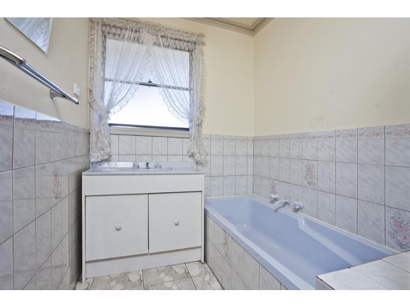 Avondale Heights VIC 3034