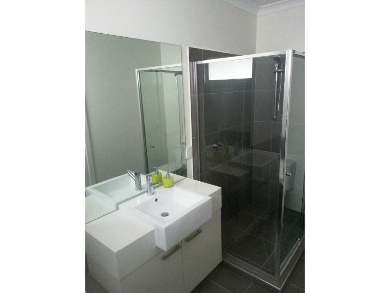 3/17 Riverside Avenue, Avondale Heights VIC 3034