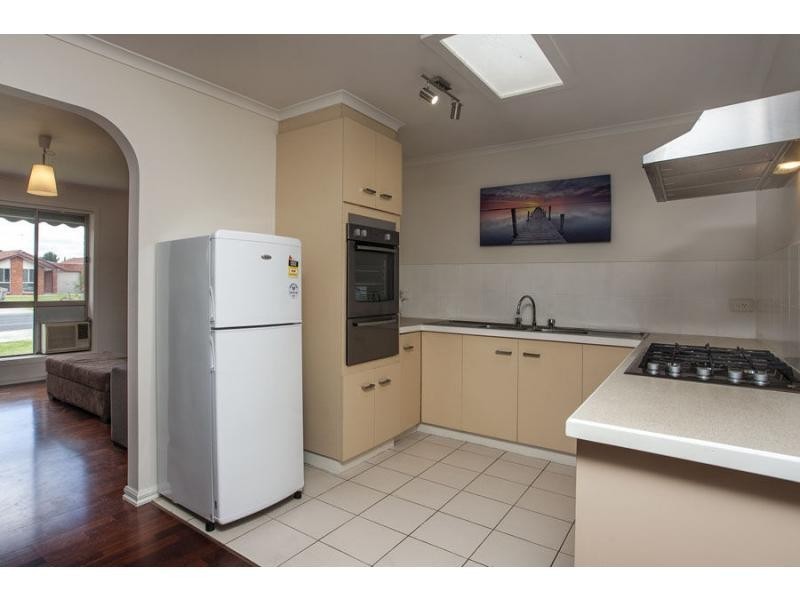 1/158 Copernicus Way, Keilor Downs VIC 3038