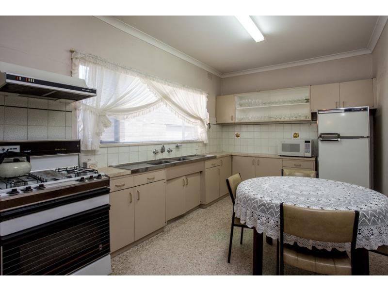 81 McIntosh Street, Airport West VIC 3042