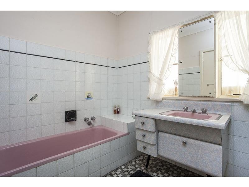 81 McIntosh Street, Airport West VIC 3042