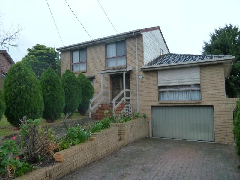 14 Christina Court, Avondale Heights VIC 3034