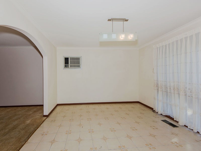 14 Christina Court, Avondale Heights VIC 3034