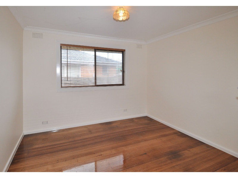 69 Moore Road, Airport West VIC 3042